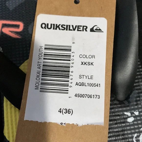 Quicksilver boys flip-flops size 4 - Picture 2 of 3